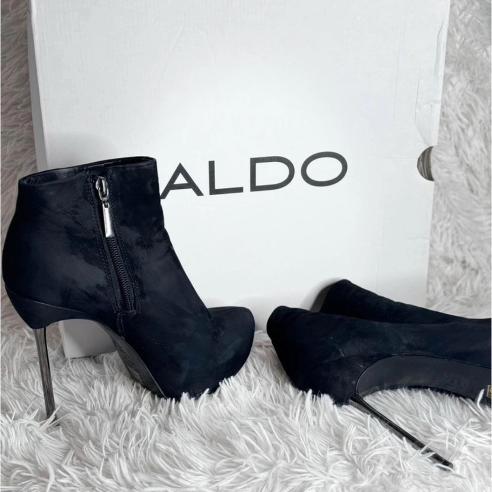 Aldo Black Heeled Boots with Stiletto Heel (pre-loved)